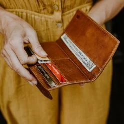 Buffalo Jackson Trading Co. Madison Checkbook Wallet | Saddle Tan Leather