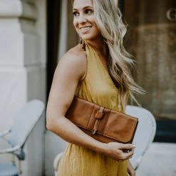 Buffalo Jackson Trading Co. Chelsea Leather Clutch | Honey Brown