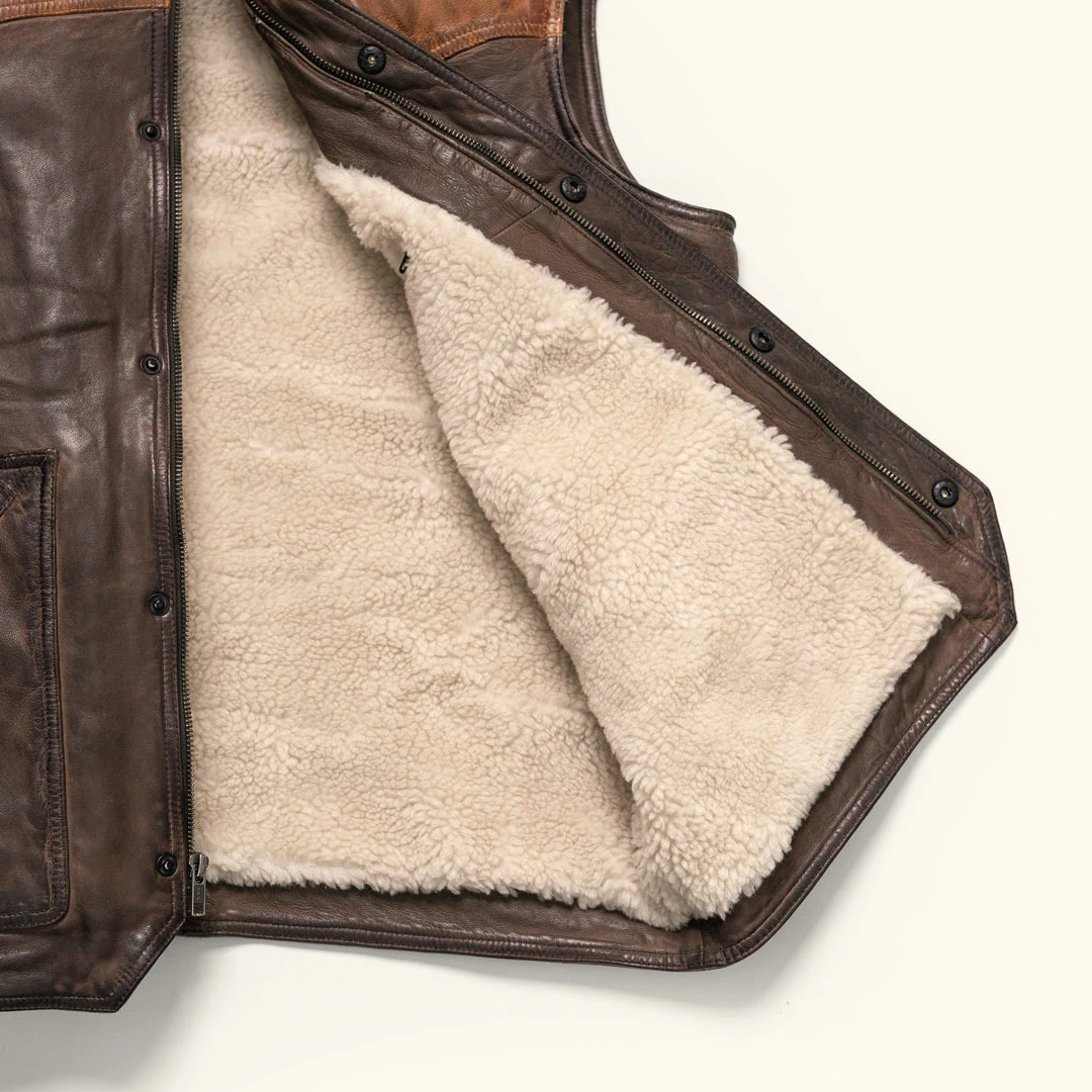 Buffalo Jackson Trading Co. Leather Jackets Jackson Leather Sherpa Vest | Tan & Brown 9 Buffalo Jackson Trading Co. Leather Jackets Jackson Leather Sherpa Vest | Tan & Brown