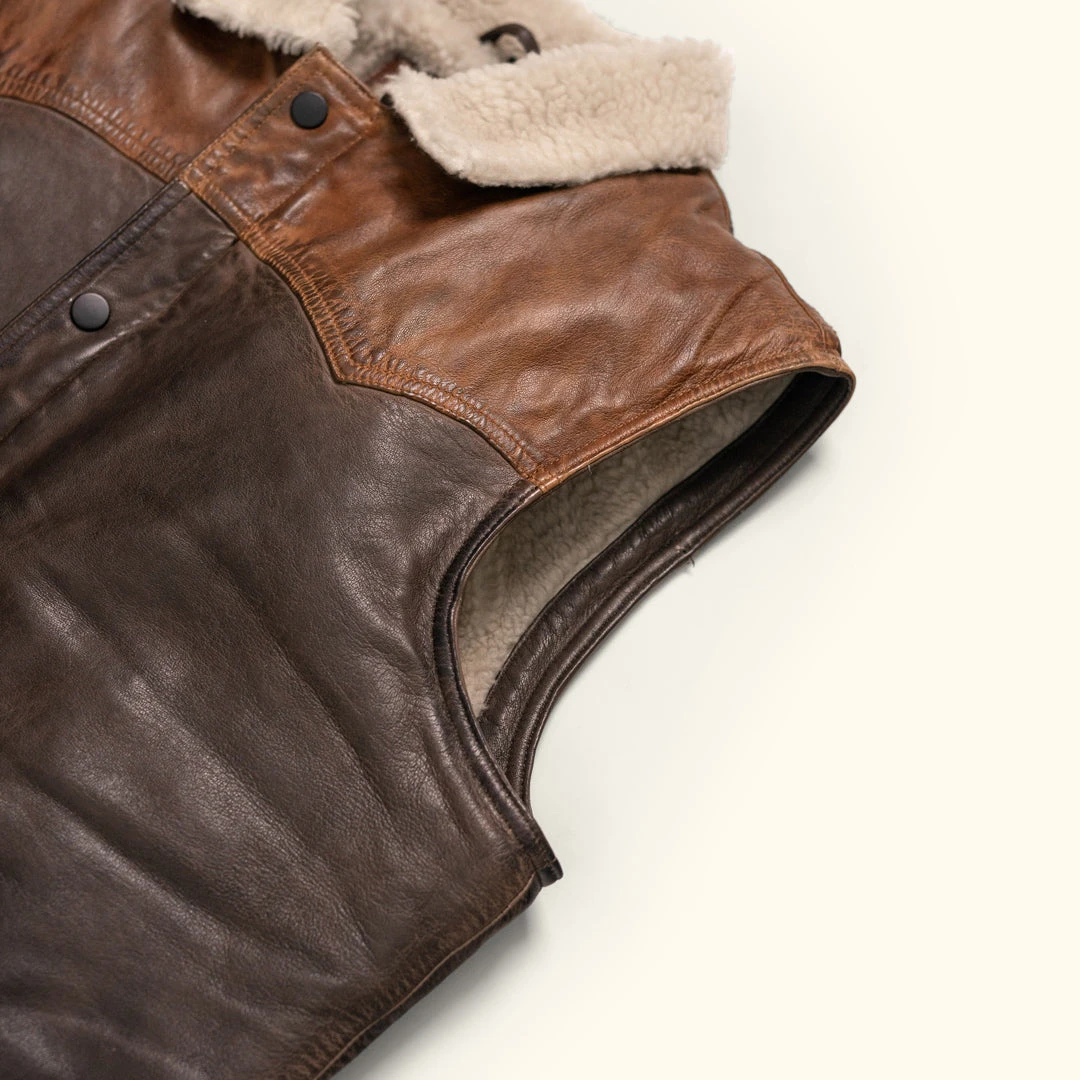 Buffalo Jackson Trading Co. Leather Jackets Jackson Leather Sherpa Vest | Tan & Brown 8 Buffalo Jackson Trading Co. Leather Jackets Jackson Leather Sherpa Vest | Tan & Brown