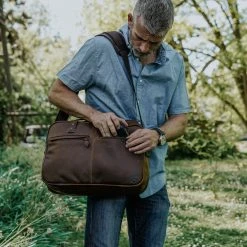 Buffalo Jackson Trading Co. Walker Leather Pilot Bag | Vintage Oak