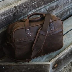 Buffalo Jackson Trading Co. Walker Leather Pilot Bag | Vintage Oak