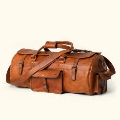 Buffalo Jackson Trading Co. Roosevelt Buffalo Leather Travel Duffle Bag | Amber Brown