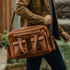 Buffalo Jackson Trading Co. Roosevelt Buffalo Leather Pilot Bag | Amber Brown
