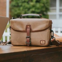Buffalo Jackson Trading Co. Dakota Waxed Canvas Camera Bag | Field Khaki W/ Chestnut Brown Leather Outlet