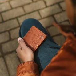 Buffalo Jackson Trading Co. Ryder Reserve Bison Leather Billfold Wallet | Brown