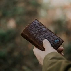 Buffalo Jackson Trading Co. Ryder Reserve Bison Leather Trifold Wallet | Brown