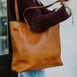 Buffalo Jackson Trading Co. Madison Leather Tote Bag | Saddle Tan Leather Totes